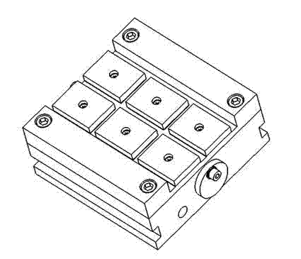 Active clamping mechanism for hole forming of non-magnetic member