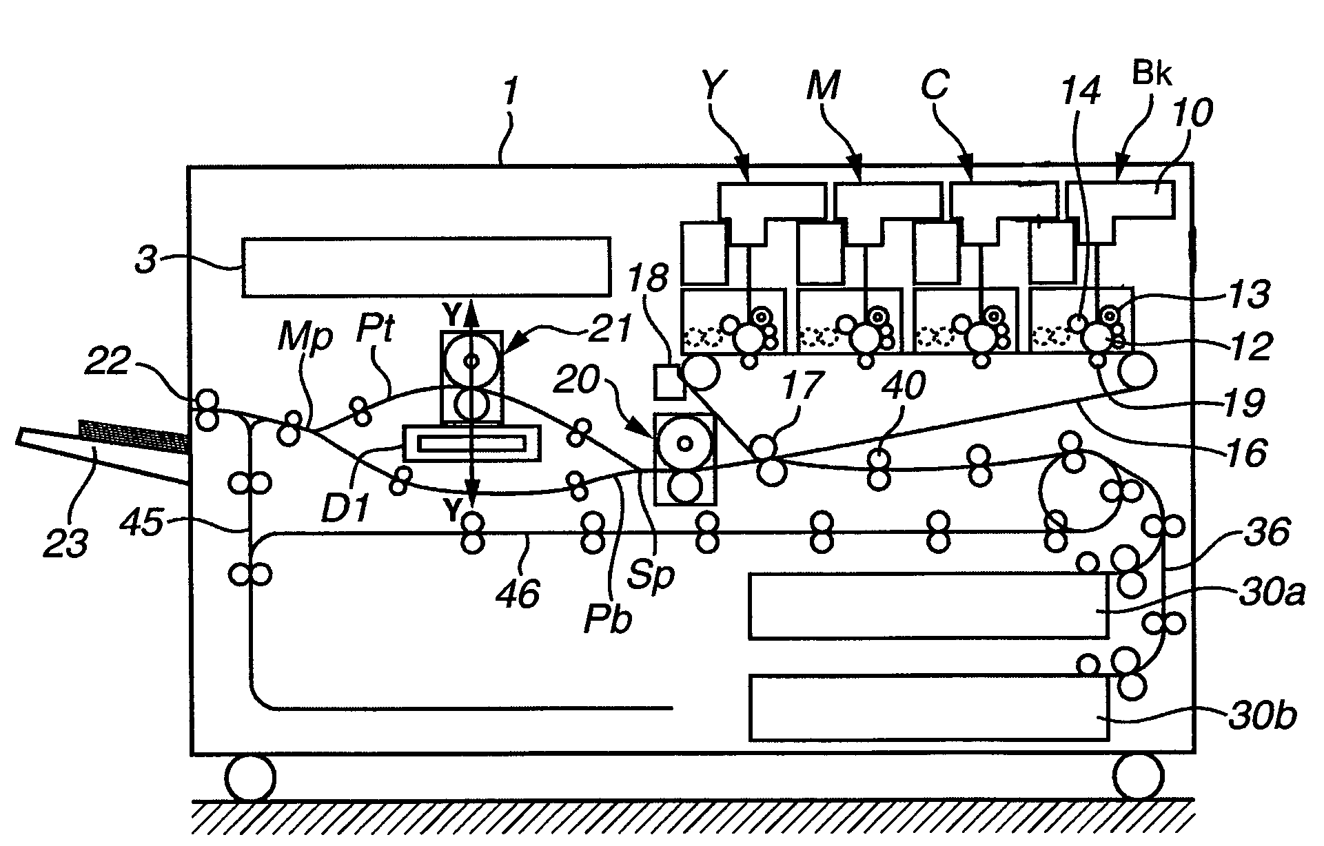 Fixing apparatus having a bypass transport path and image forming apparatus including the fixing apparatus