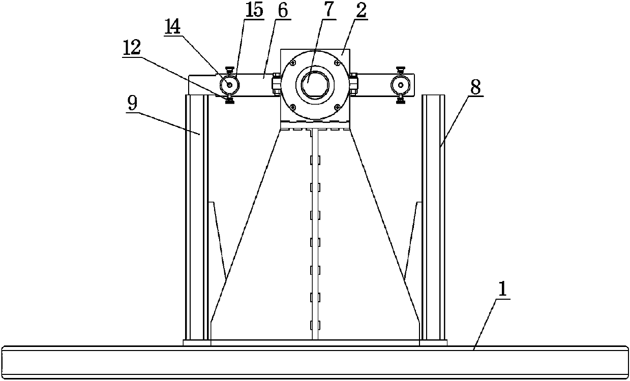 A tooling fixture for swing-mounting a box body