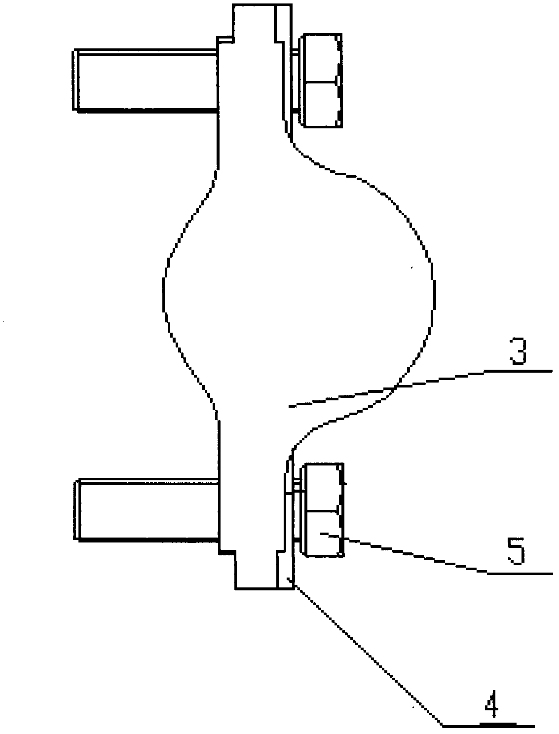 Axial adjusting device of cross arm