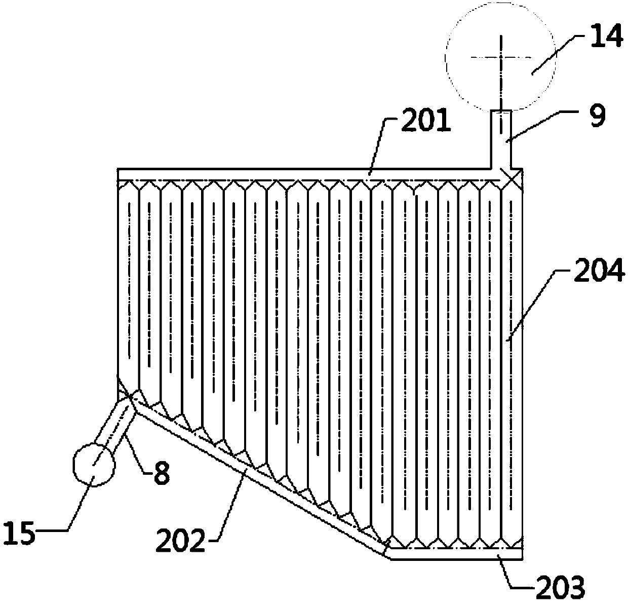 A tube-bundle waste heat recovery system for anti-caking raw gas