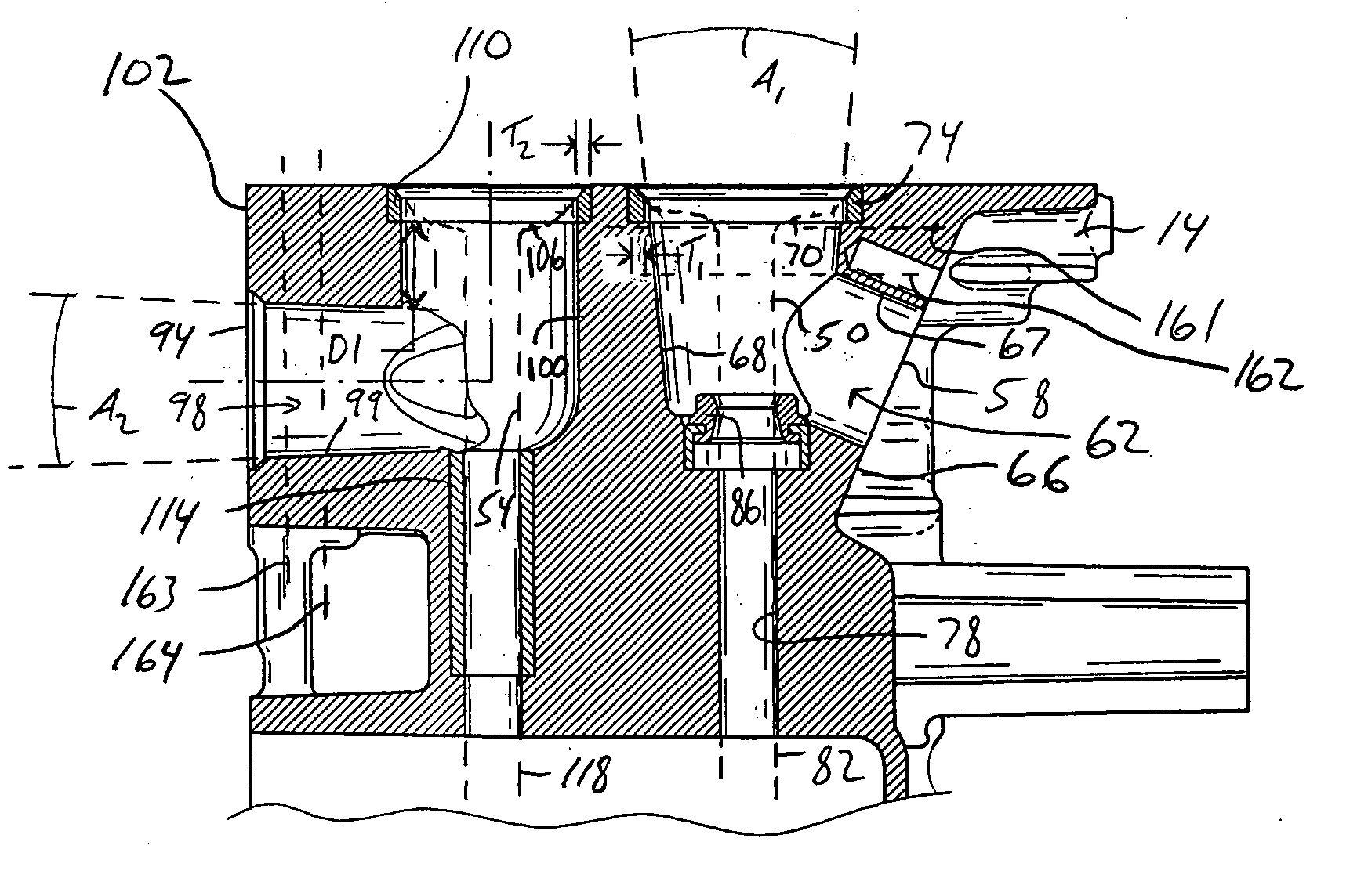 Air flow arrangement for a reduced-emission single cylinder engine