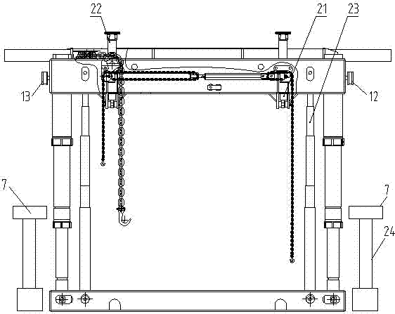 Folding type hydraulic hoisting device