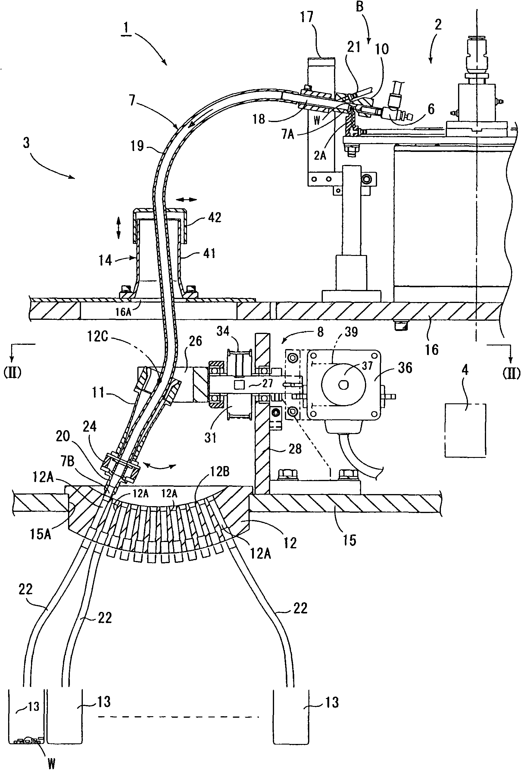 Distribution device of electronic component