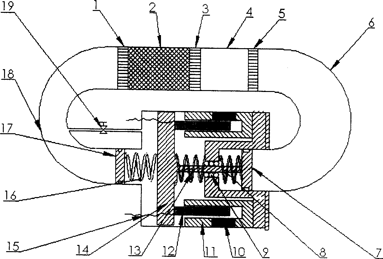 Electricity generating system driven by traveling wave thermoacoustic engine