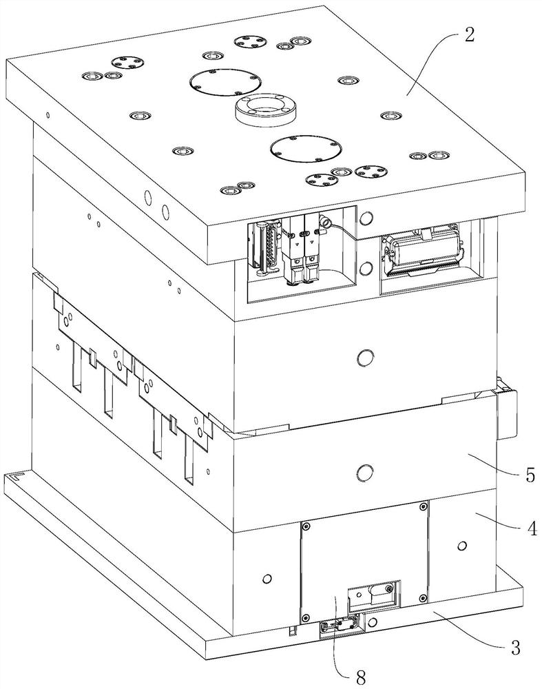 Mold for producing centrifugal fan blade