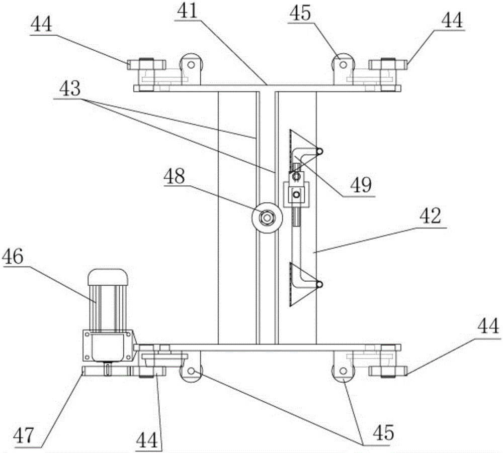 Mechanical type automatic equipment for clearing inner cavity of casting steel mold of cement telegraph pole