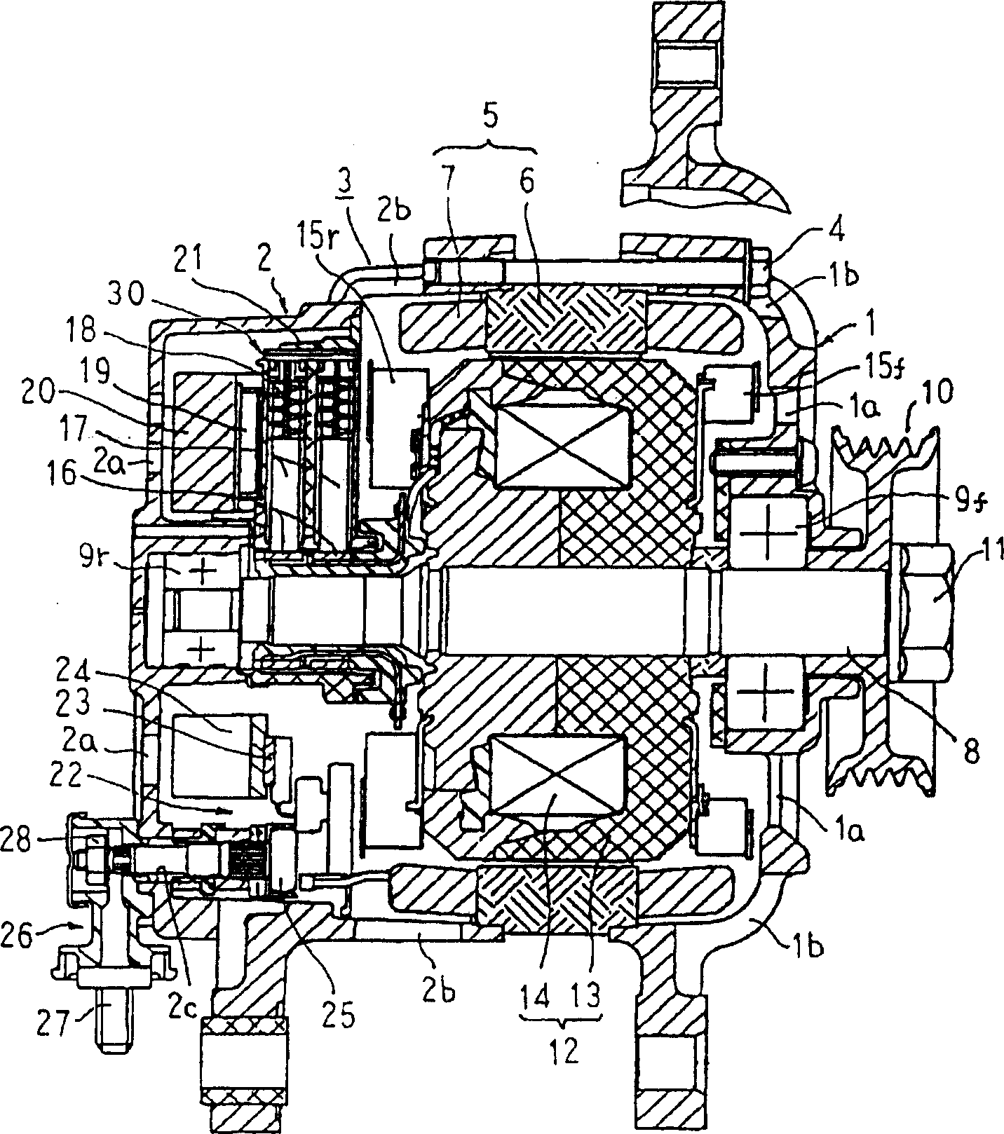 Capacitor device in AC generator and mfg. method thereof