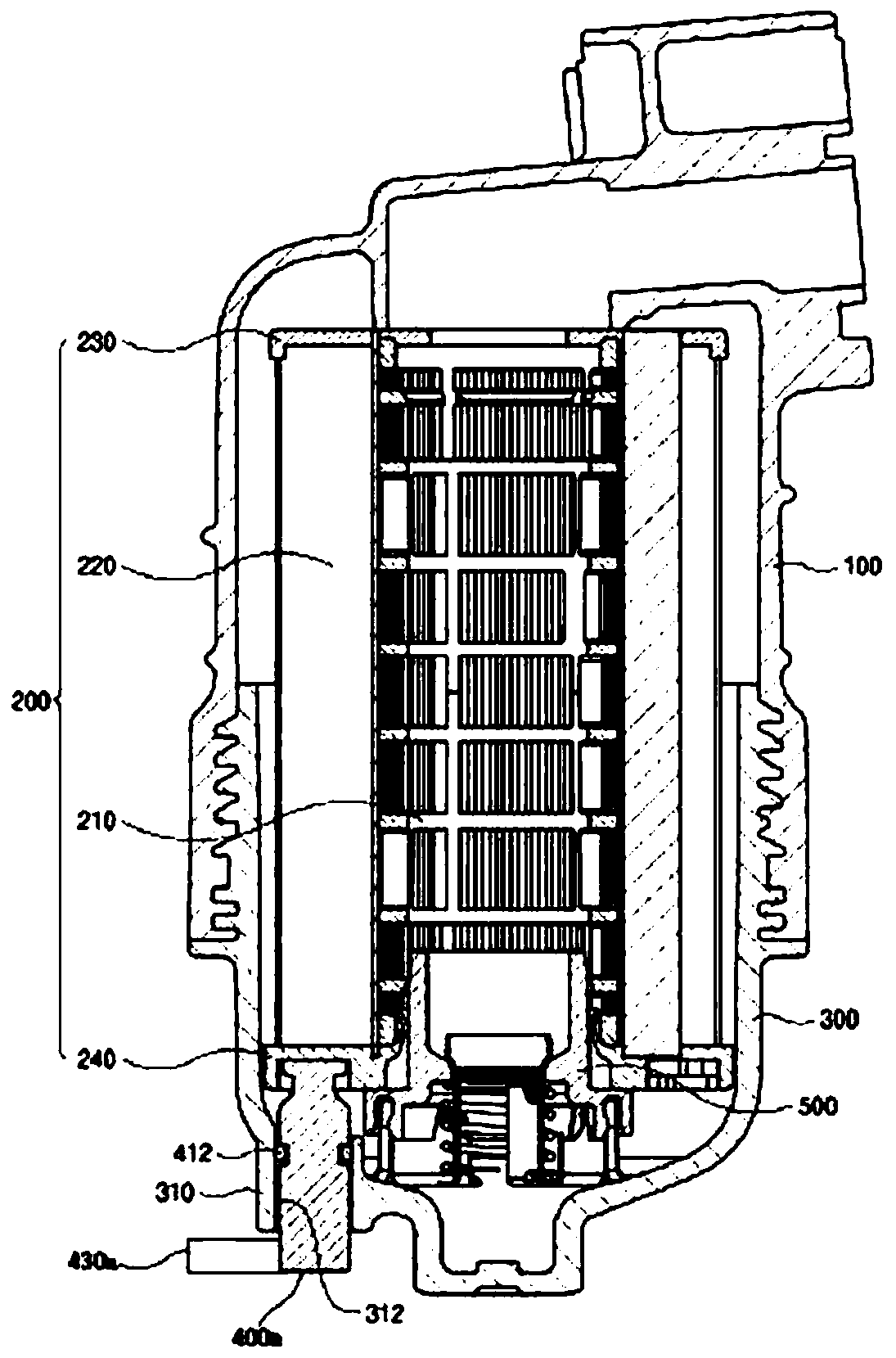 Liquid filter assembly having a drain pin with a grip