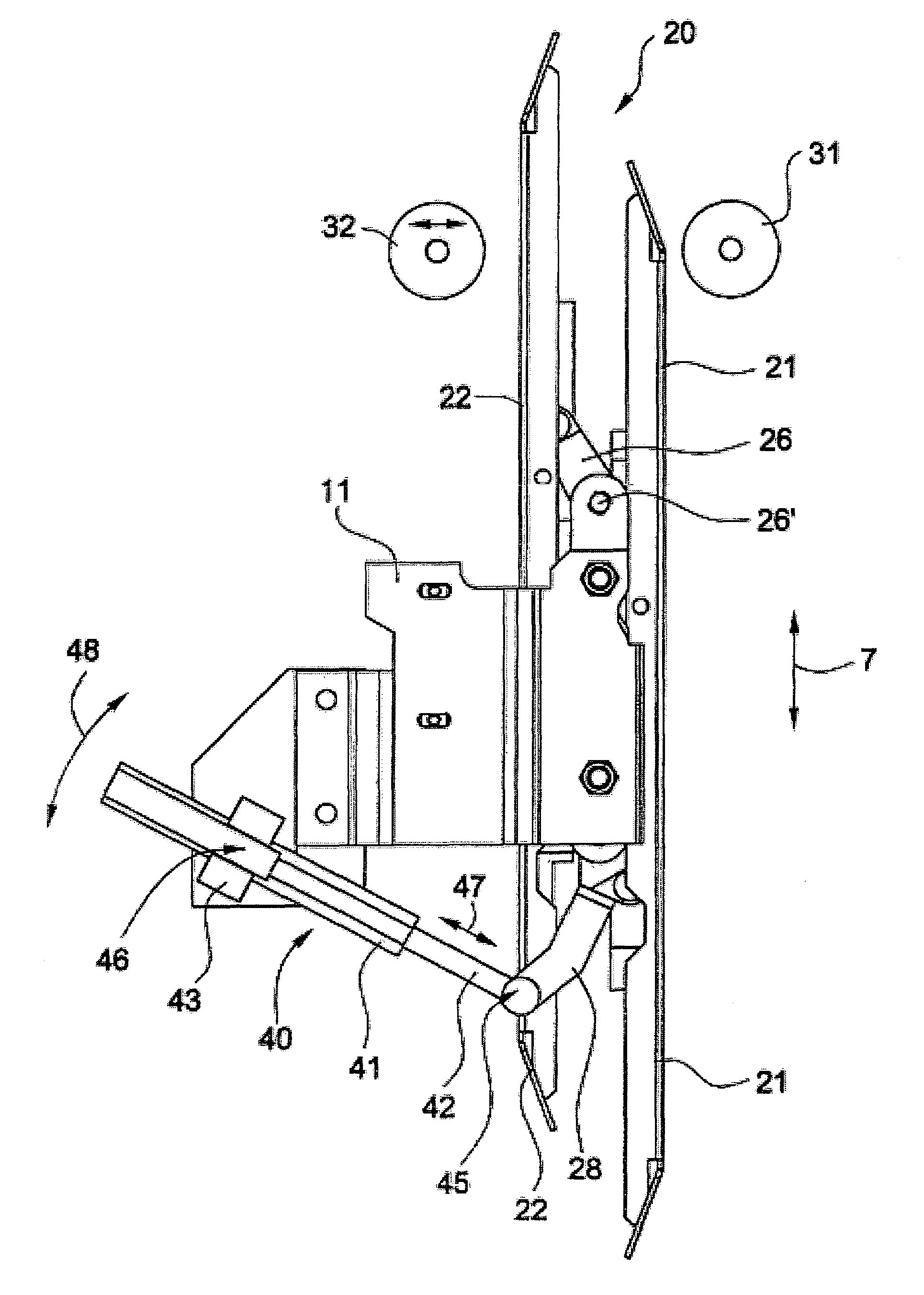 Clutch for coupling a car door of an elevator car with a landing door of an elevator system