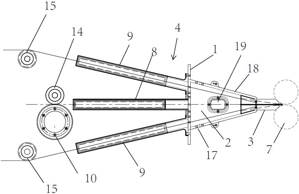 Lateral composite position guide device for three-layer composite material
