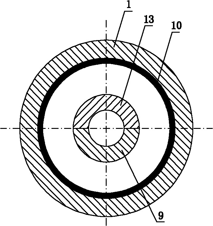 Magnetic liquid sealing device with heating by electromagnetic waves