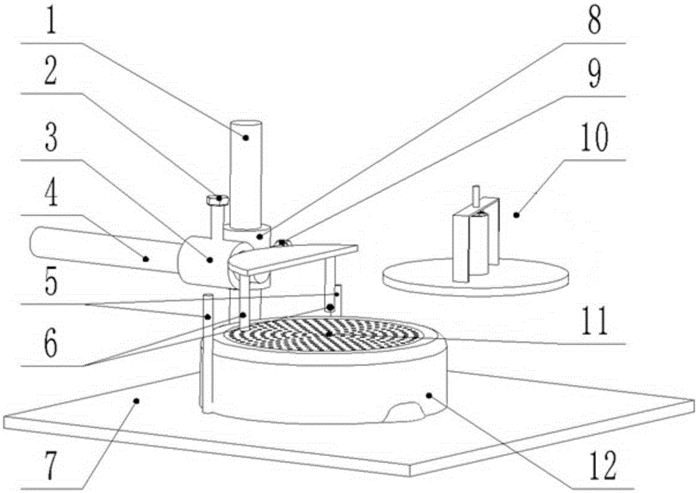External spraying center locating and covering device for pan bodies of round non-stick pans