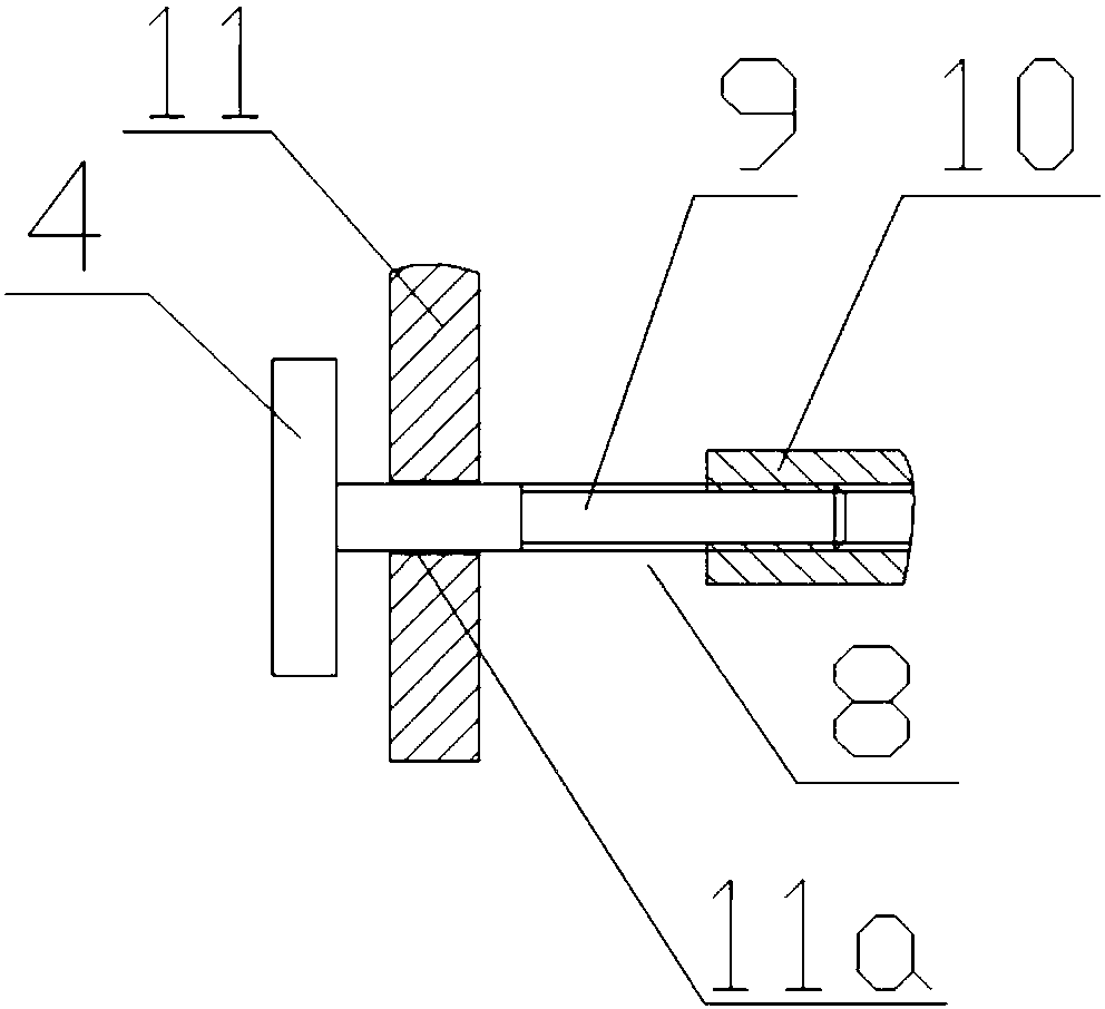 Hinge clamping carrying mechanism