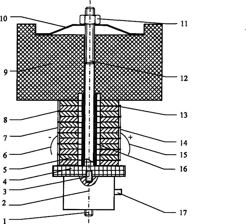 Inertial piezoelectric exciting device and implementation method