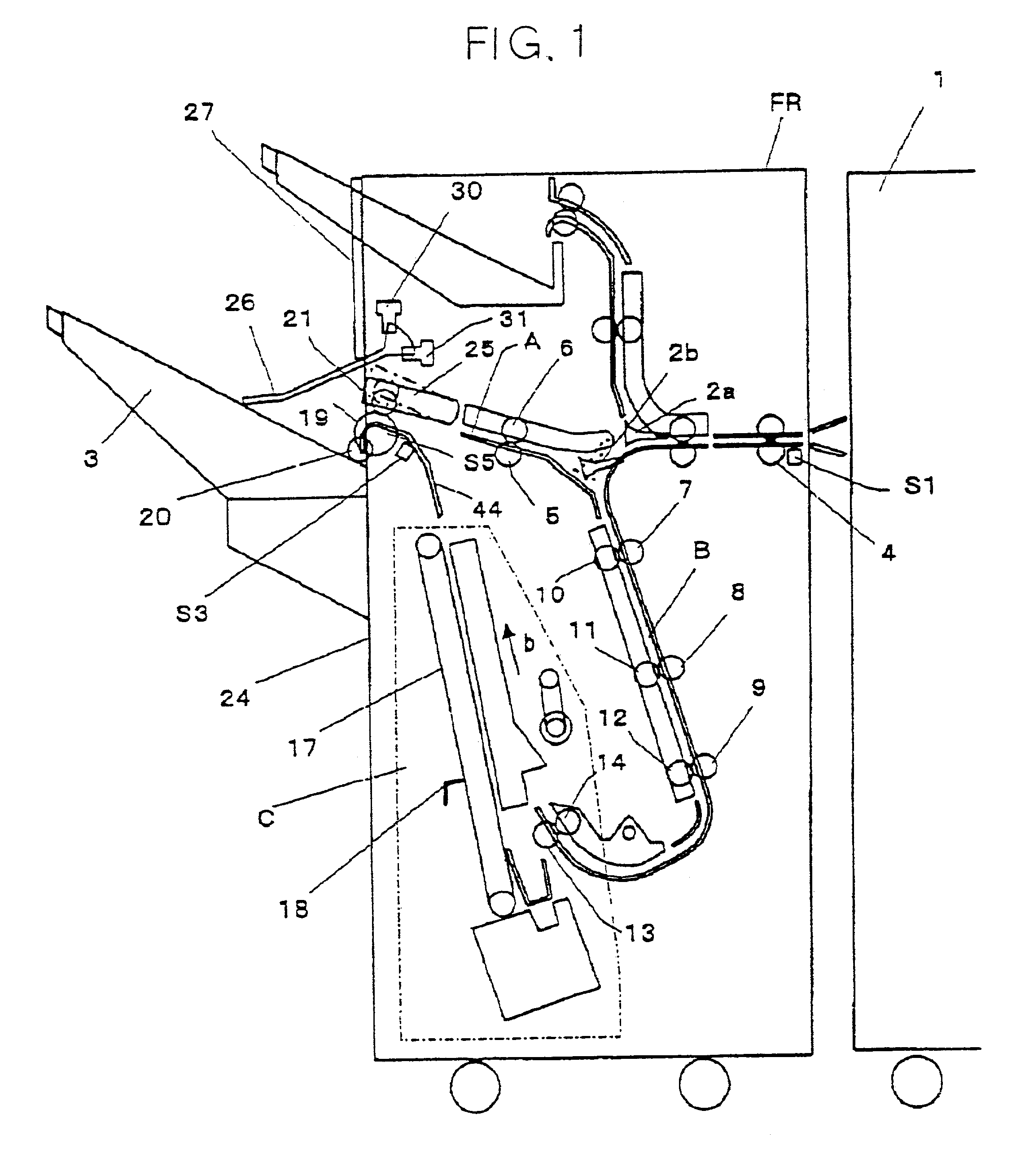 Outlet roller of sheet stacking device and an image forming apparatus including the same