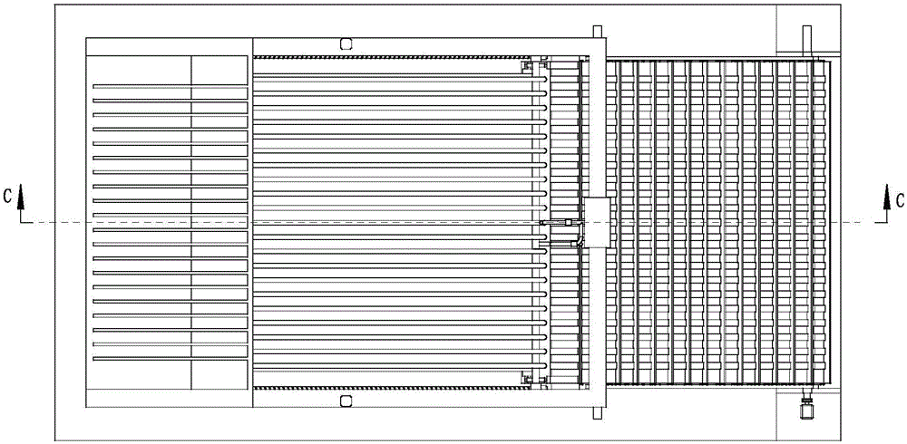 Automatic stacking platform of yeast blocks for wine making