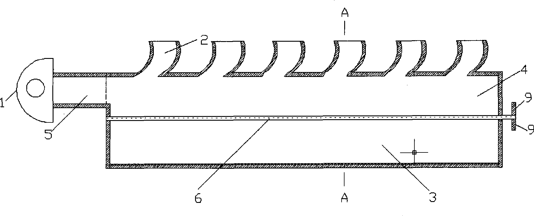Turbocharging system for adjusting exhausting pipe volume by rotating baffle