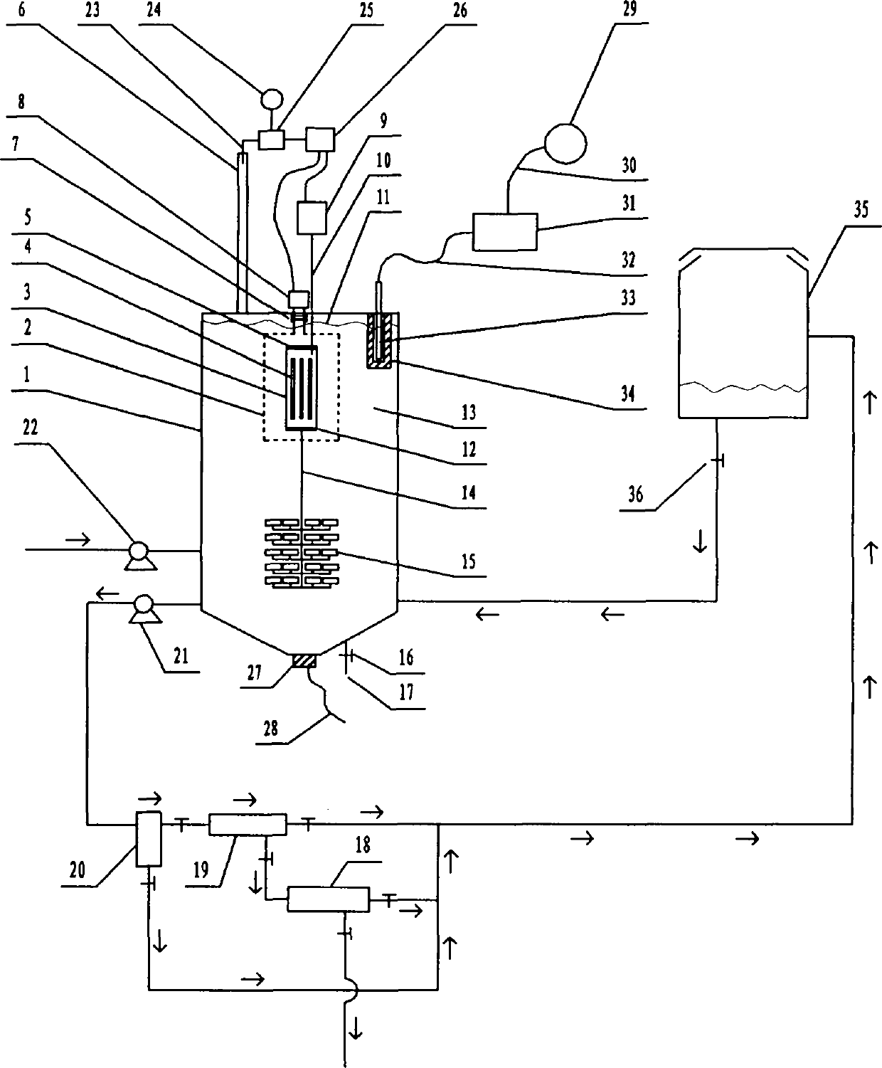 Large capacity microwave photocatalytic wastewater degradation device of self-inspection electrodeless UV lamp state