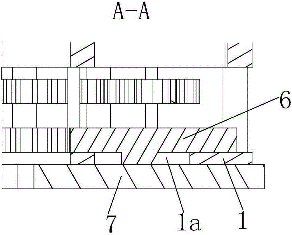 Rapid bar material clamping and grabbing device