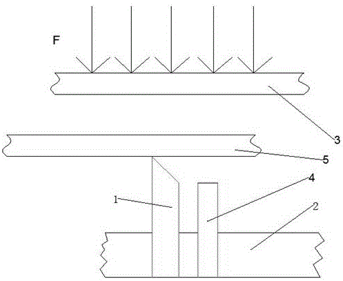 Sound-absorbing cotton cutting device and cutting method adopting double tools