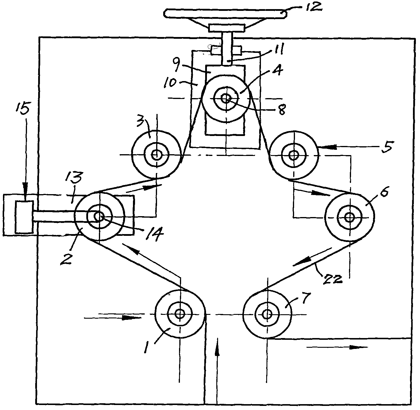 Movable pre-stretching device for chain