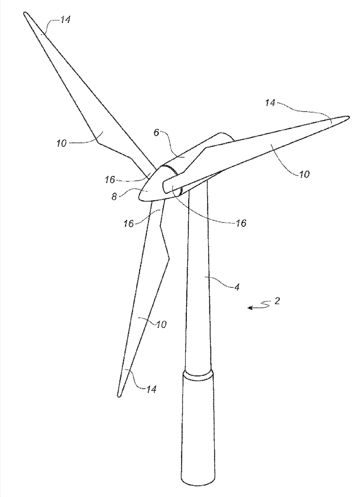 Wind turbine blade with narrow shoulder and relatively thick airfoil profiles