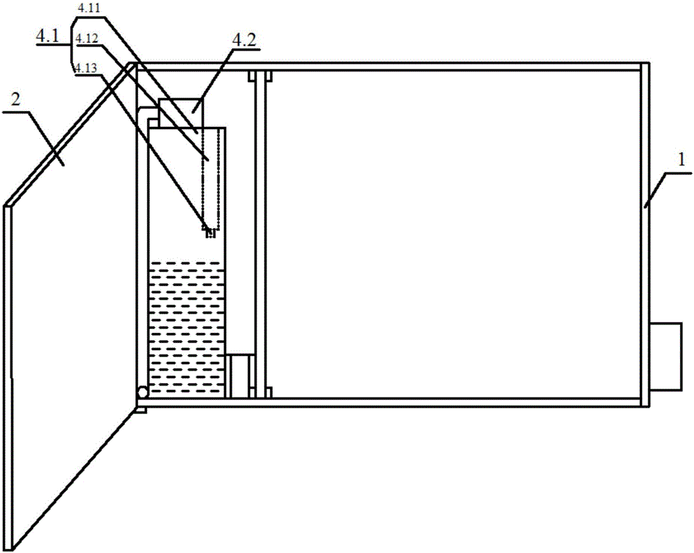 Flame-retardant wall-mounted cupboard with fire extinguishing apparatus