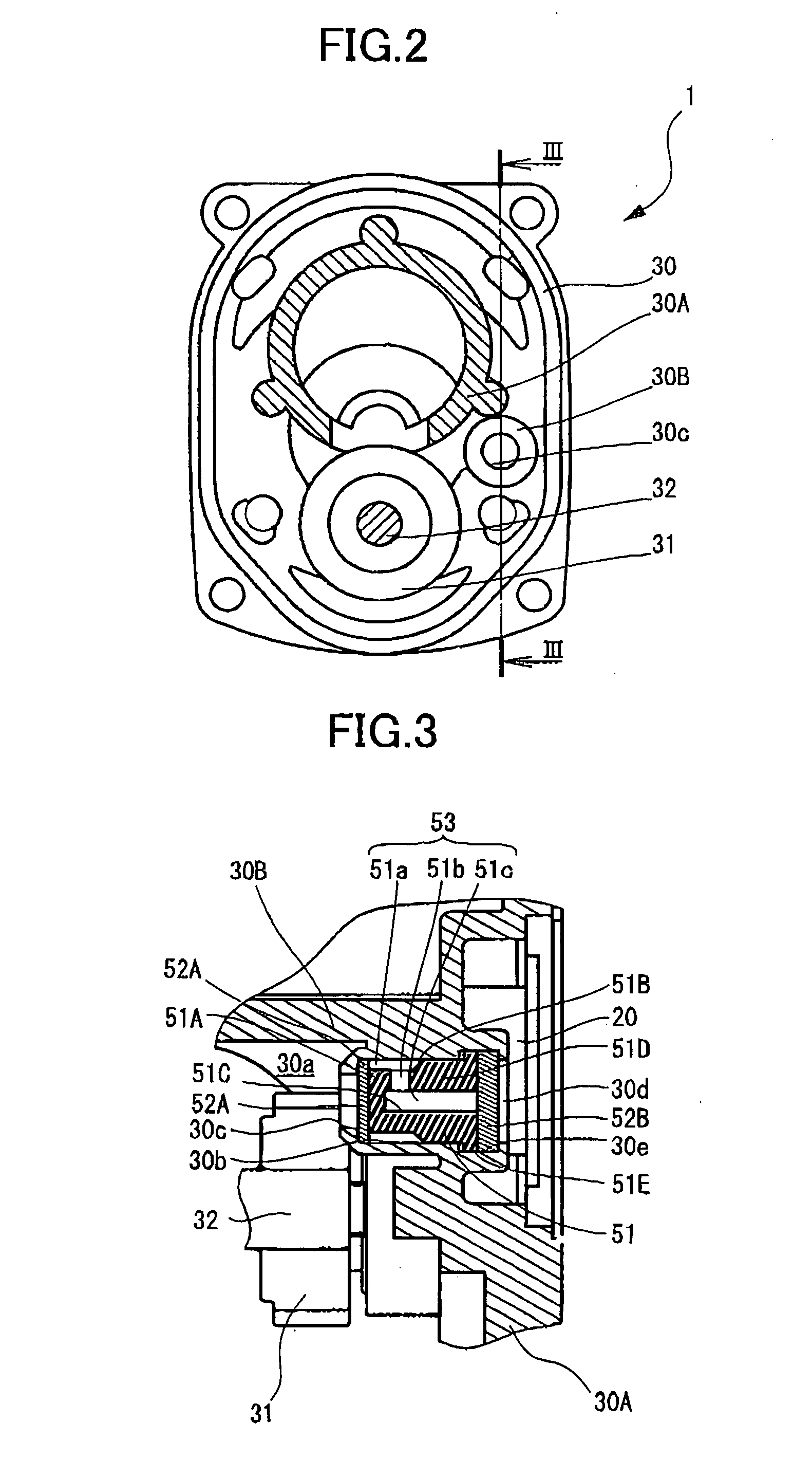 Power tool having lubricant leakage preventing structure