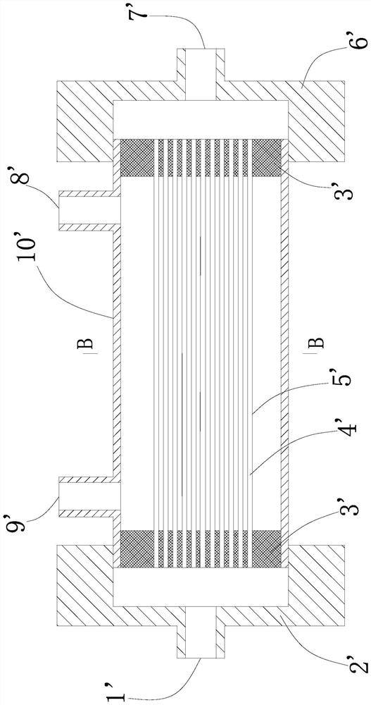 Hollow fiber bioreactor for artificial liver