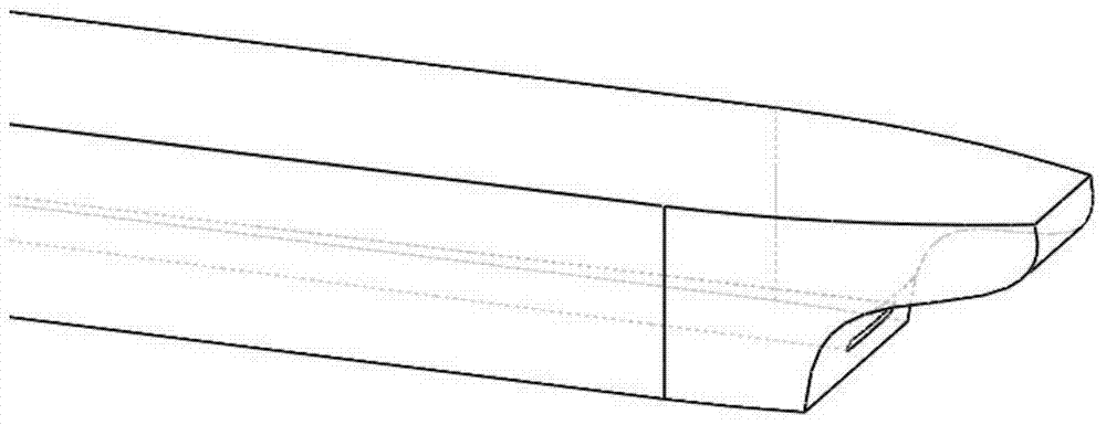 A combined drag reduction structure for vertical bow and leading edge drainage for low-speed hypertrophy ships