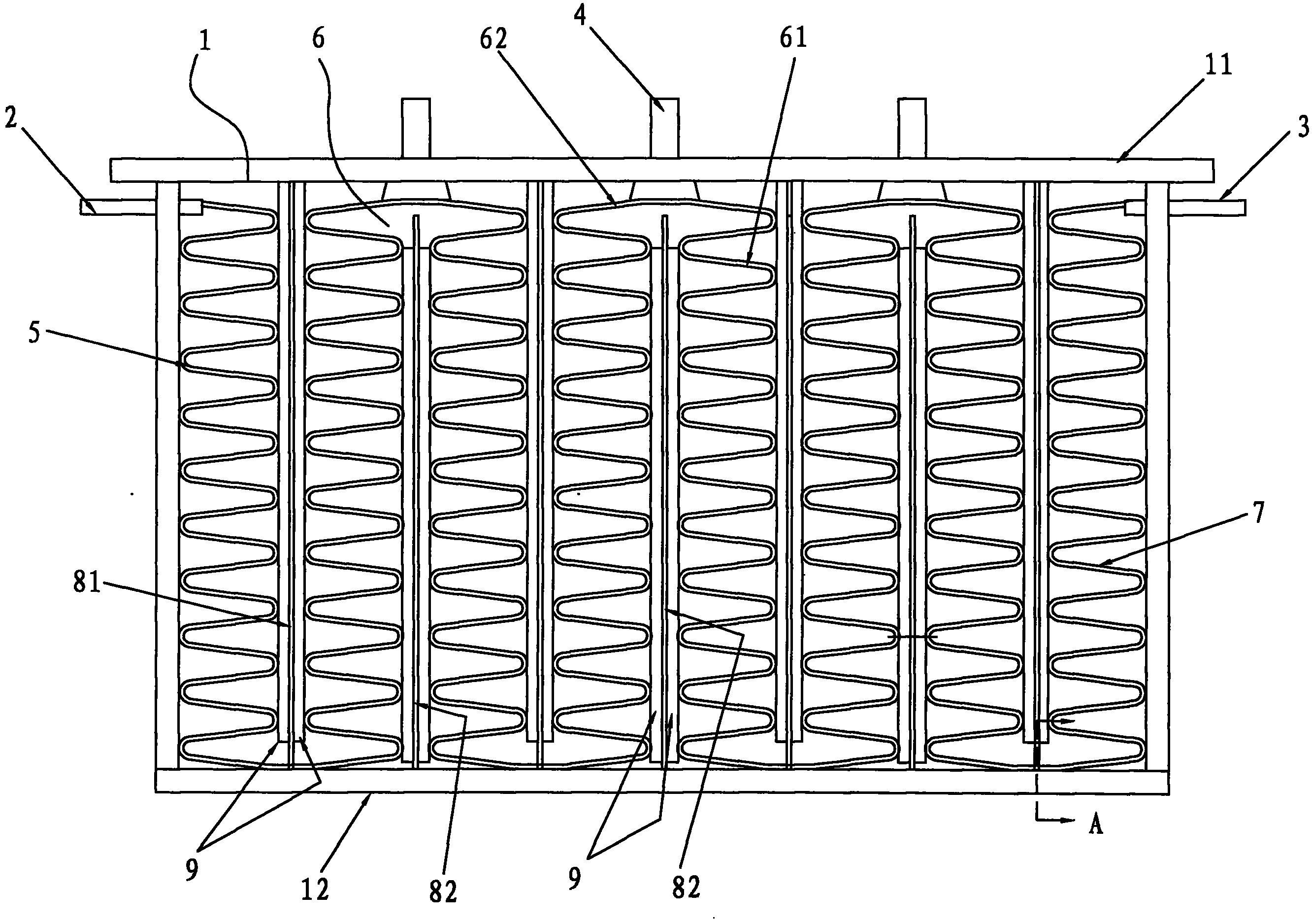 Resistor with wavelike resistor discs