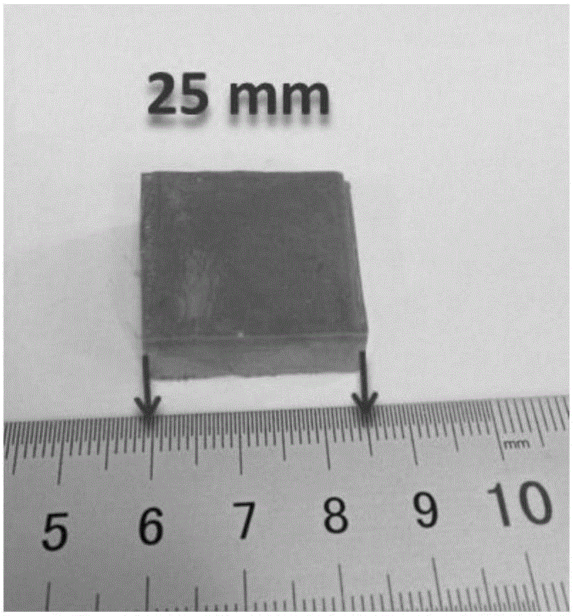 Large-area perovskite thin sheet and preparation and application thereof