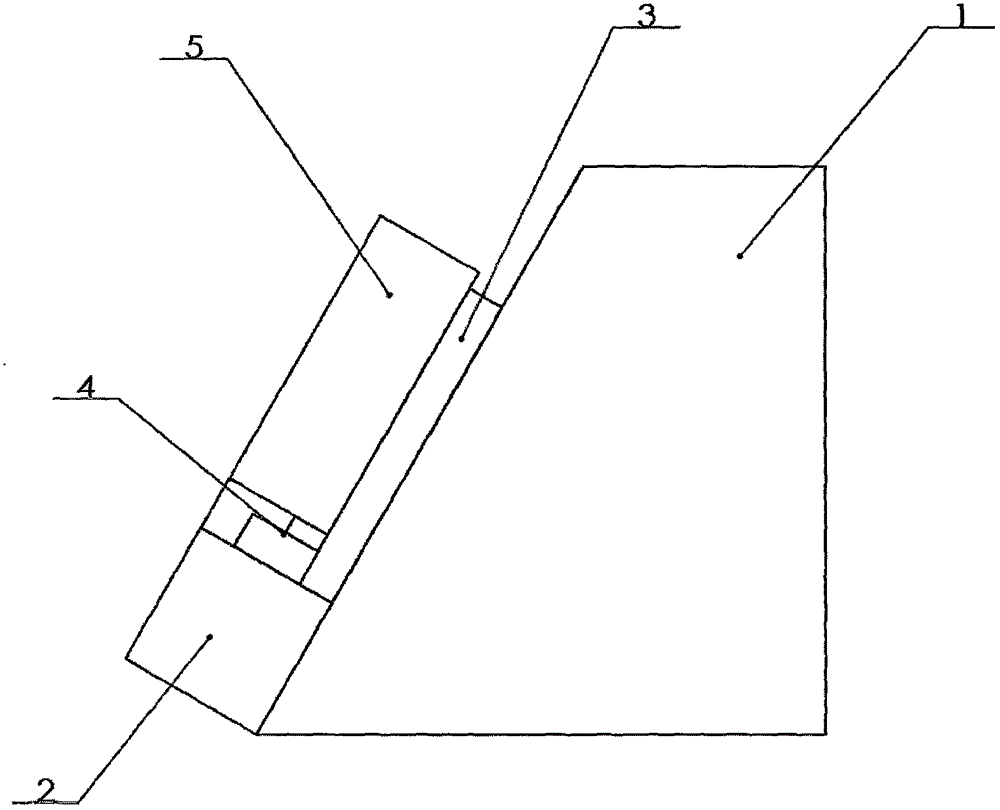 Sintering clamp and sintering method for multiple tube cores of semiconductor laser in independent pressure-applying manner