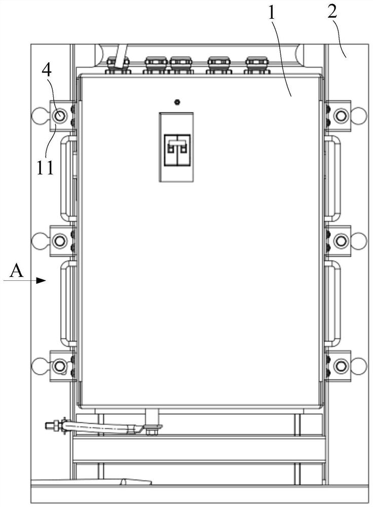 A rail vehicle and its battery circuit breaker box