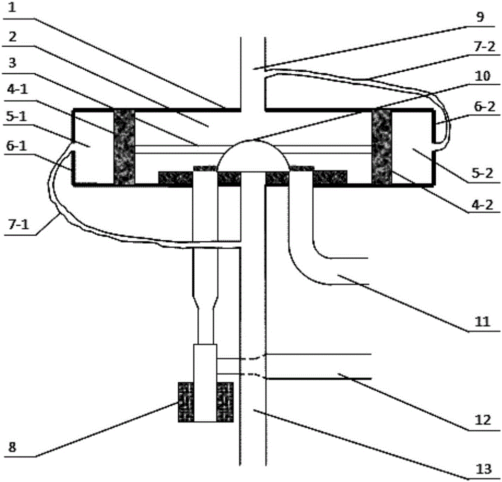 Automatic reversing device suitable for liquid cooling module of air conditioner and air conditioner comprising same