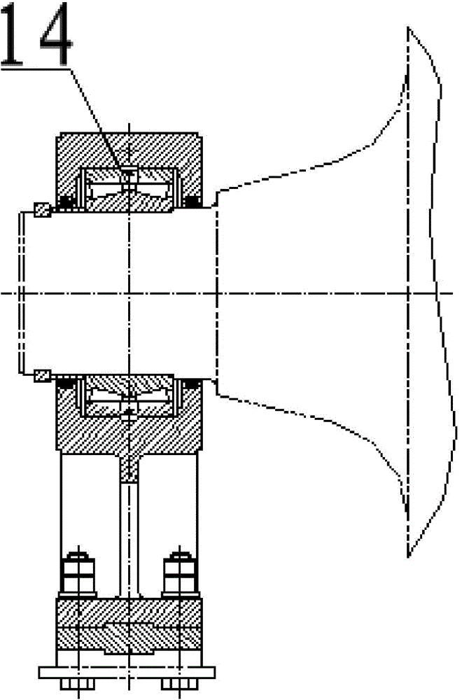 Stepless Adjustment Device for Auxiliary Bearing of Torpedo Type Mixed-rail Vehicle