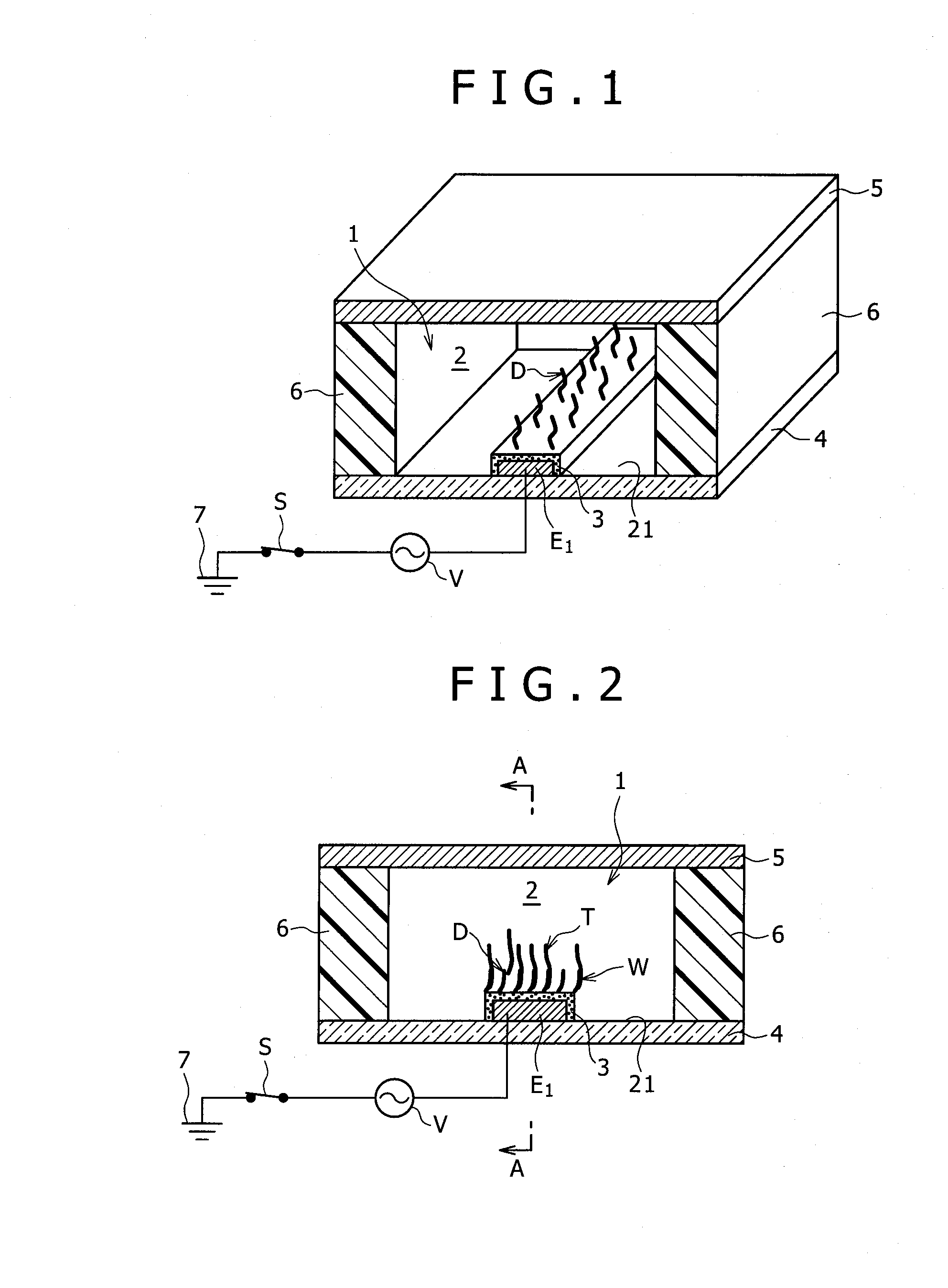 Interaction Detecting Portion with Electrode Having the Same Potential, Sensor Chip Using the Same, and Interaction Detector