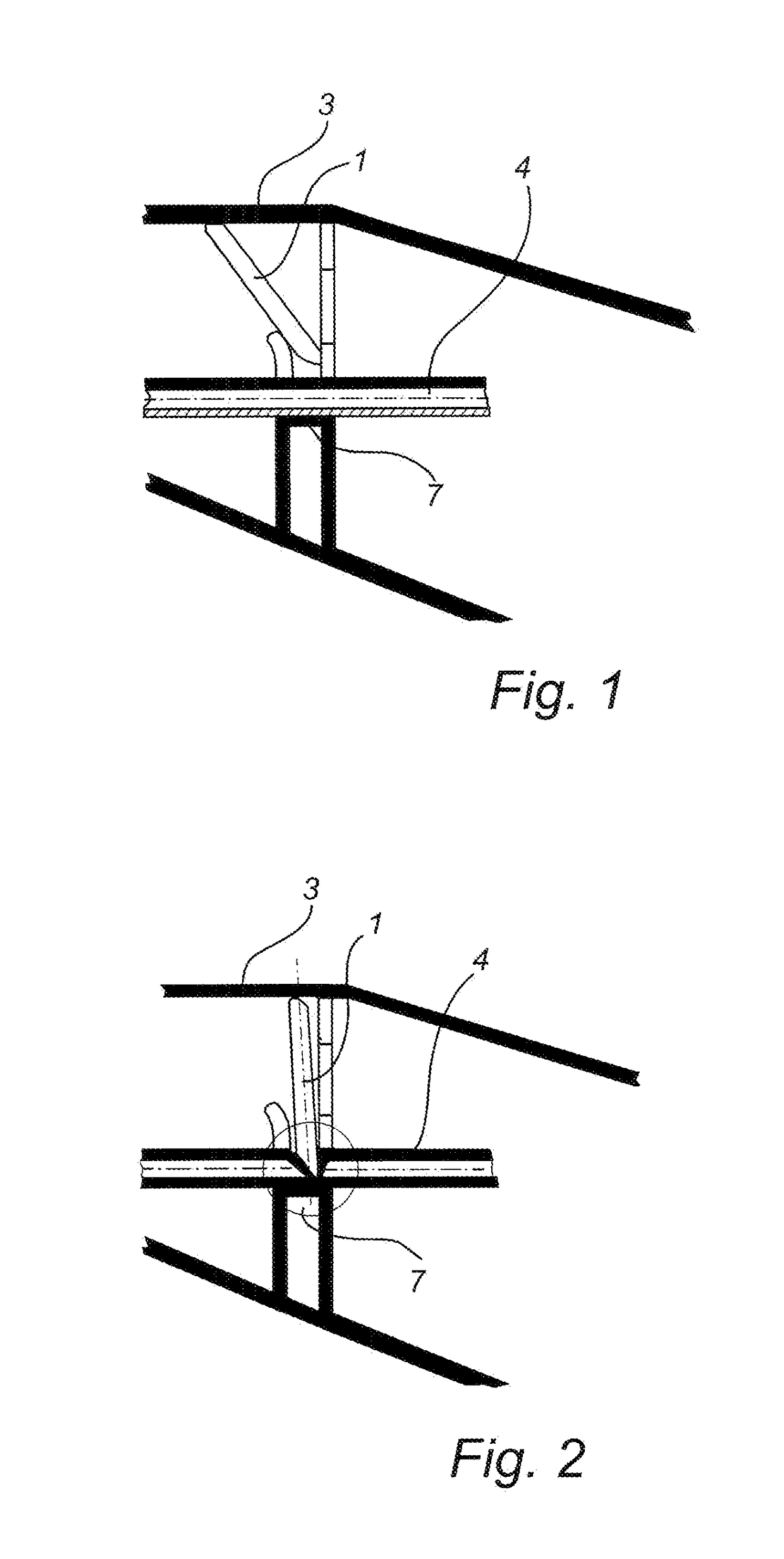 Apparatus including a conduit clamping device