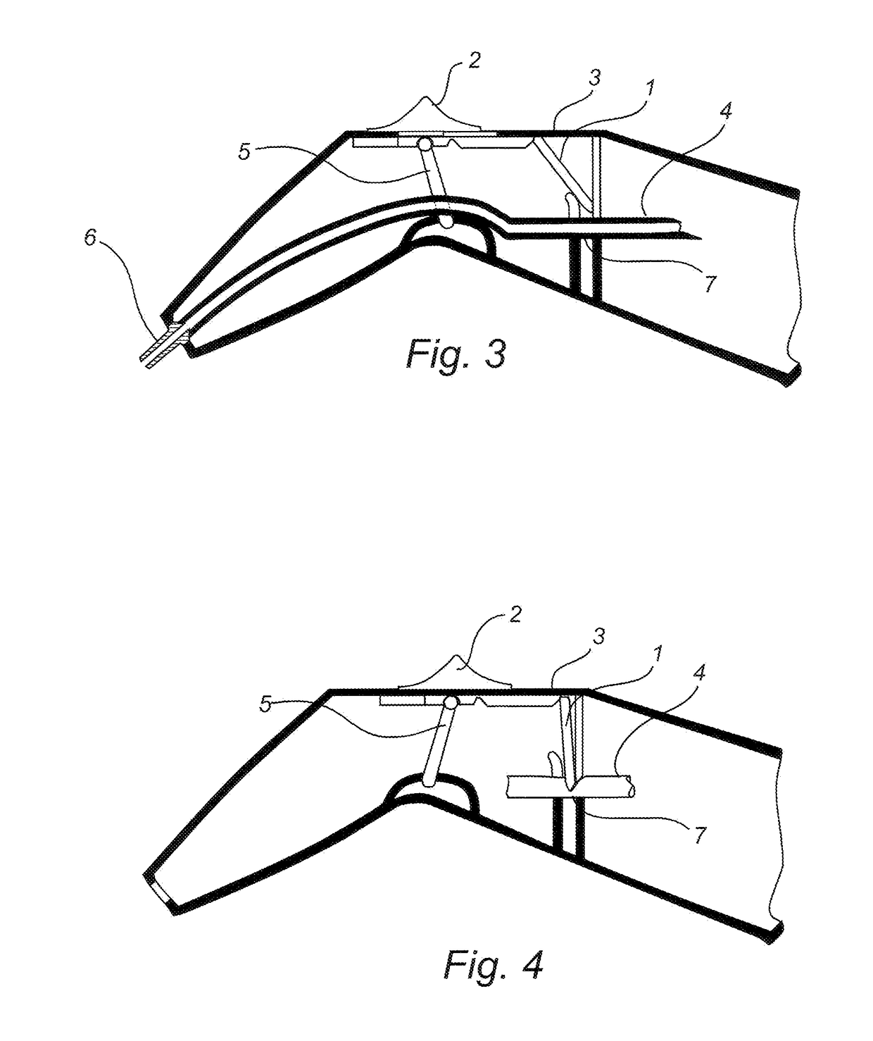 Apparatus including a conduit clamping device