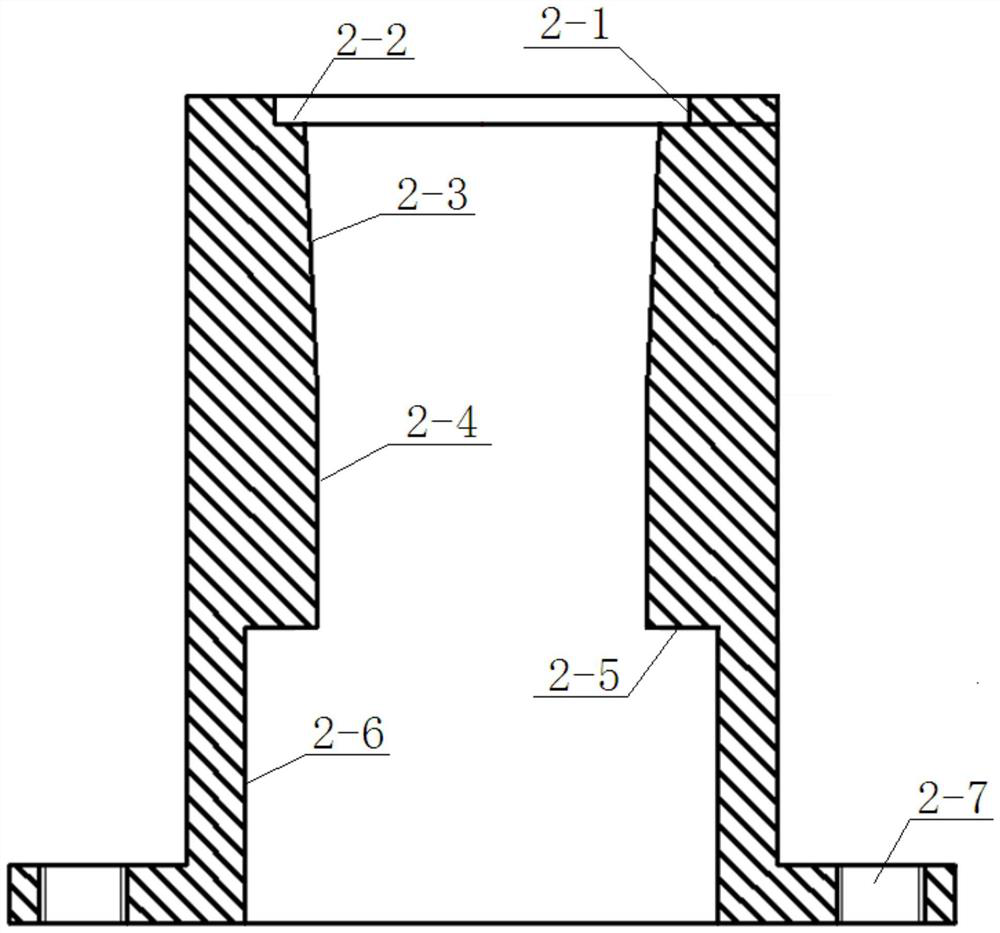 Step seedling culture container and manufacturing mold thereof