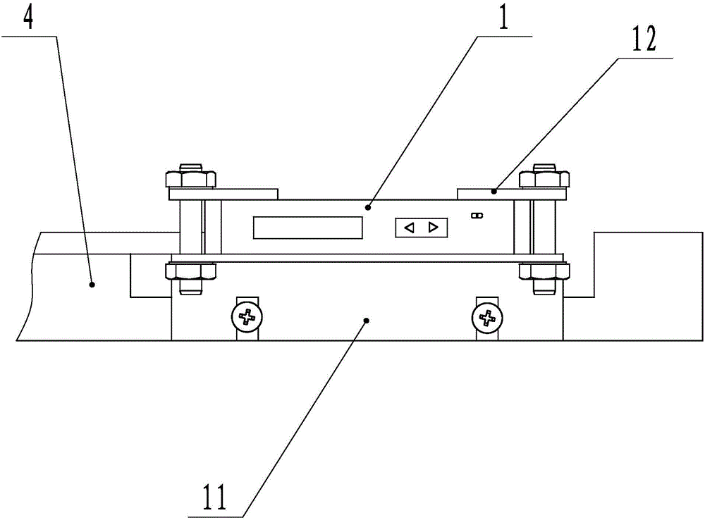 Material-sorting and color-recognizing device for plug-in robot