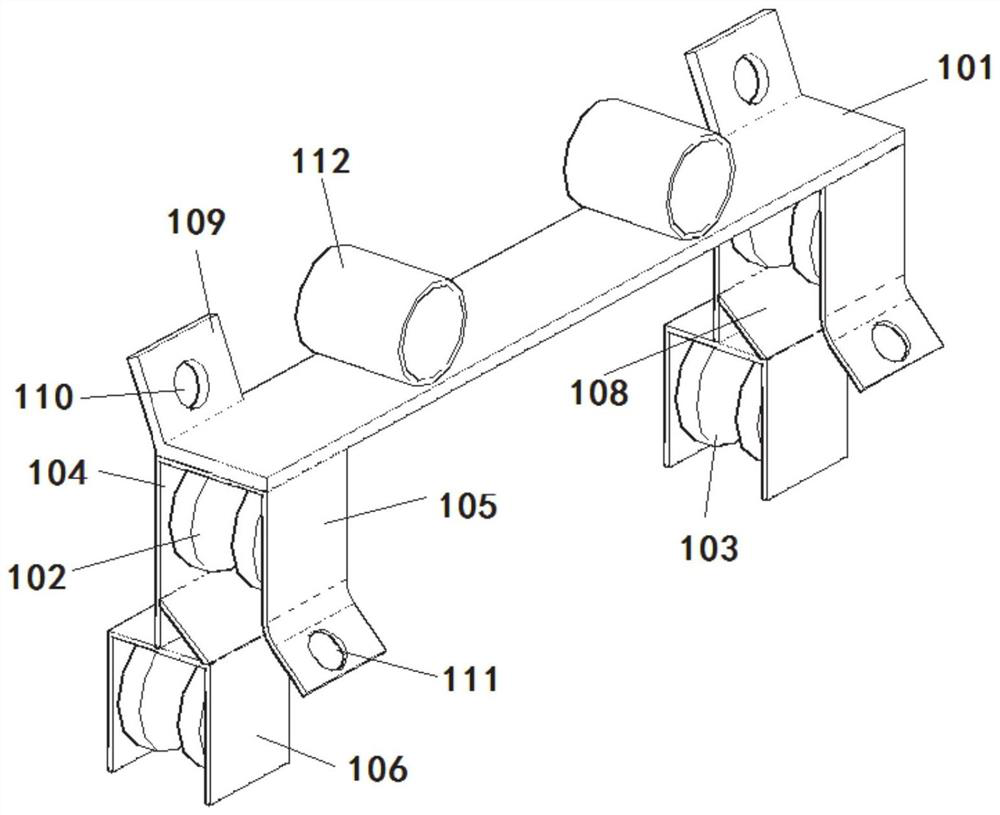 Overhead transmission line splicing sleeve electrified X-ray flaw detection device and method