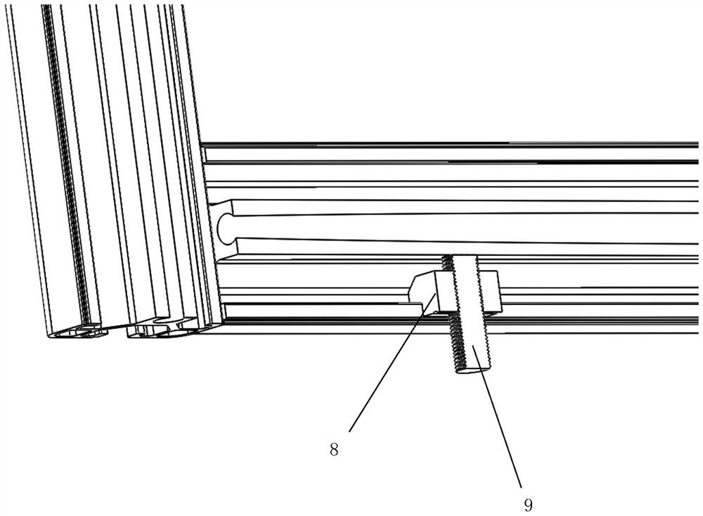 Sealing plate for cold channel