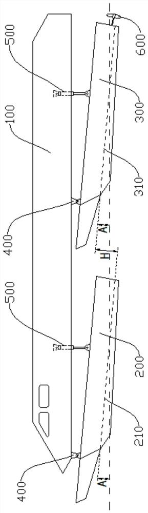 Split type broken-stage planing boat with plurality of independent elastic planing surfaces