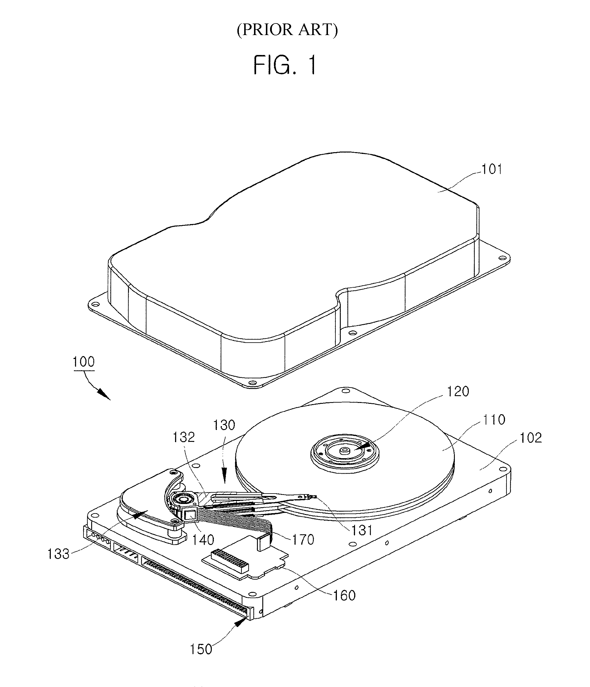 Hard disk drive apparatus having a flexible printed circuit with a plurality of traces in a specified order