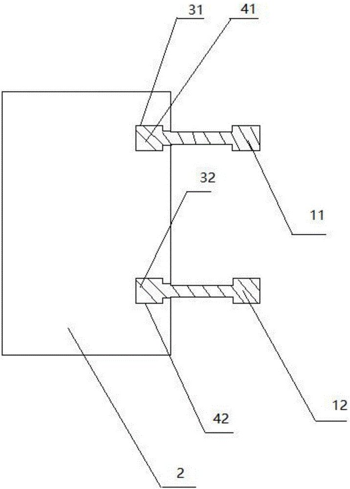 Aluminum profile first-spraying and last-assembling process