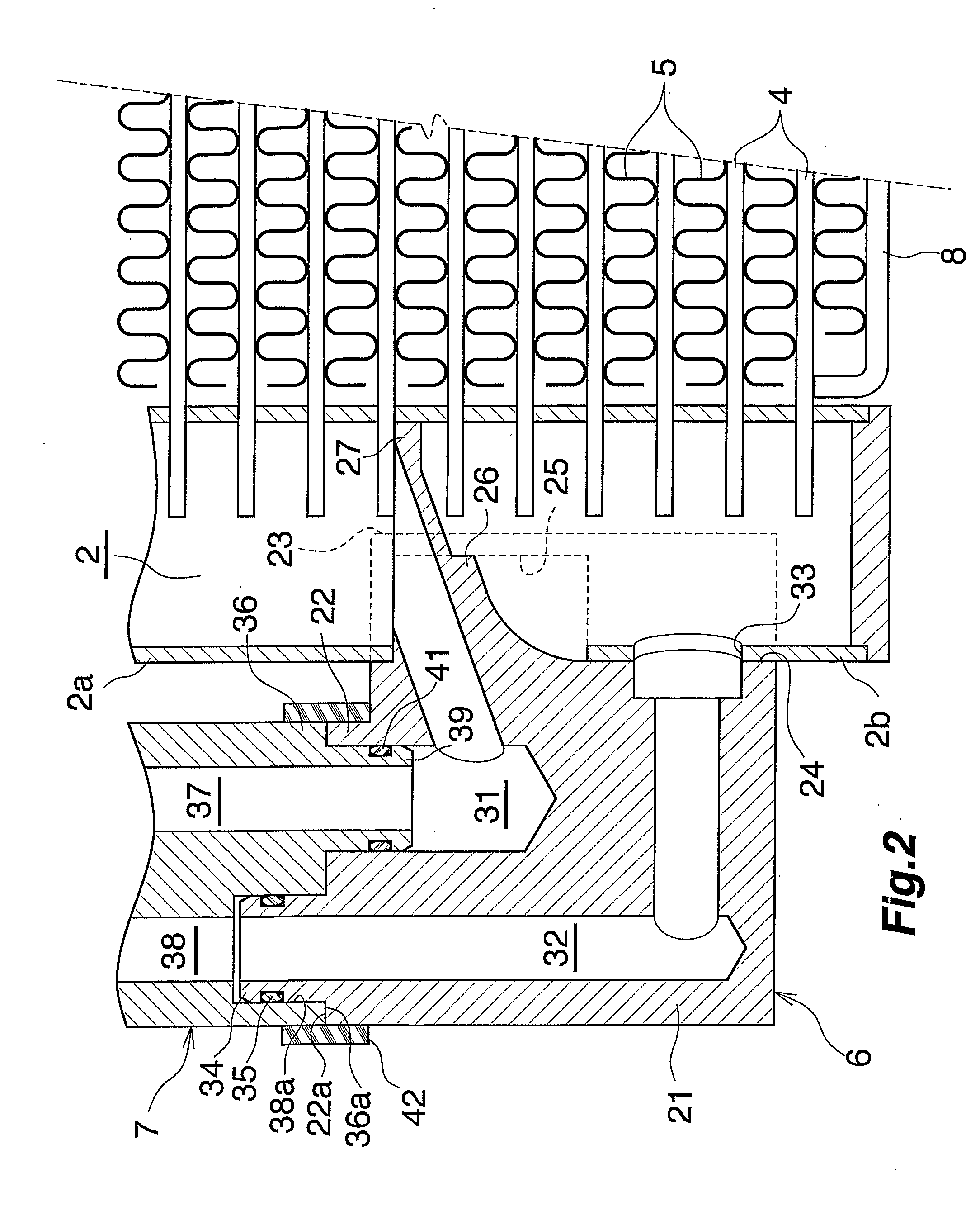 Heat exchanger and refrigerant passage portion connecting structure for refrigeration cycle