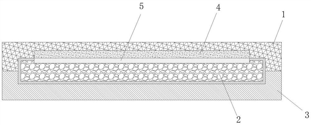 Sanitary napkin with bactericidal, anti-inflammatory and pain-relieving functions and manufacturing method thereof