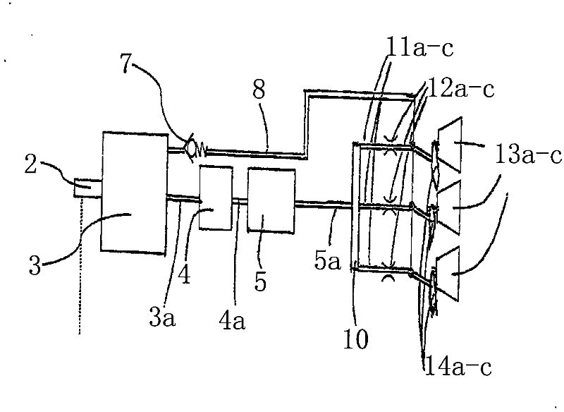 Oxygen breathing device with integrated flexible buffer